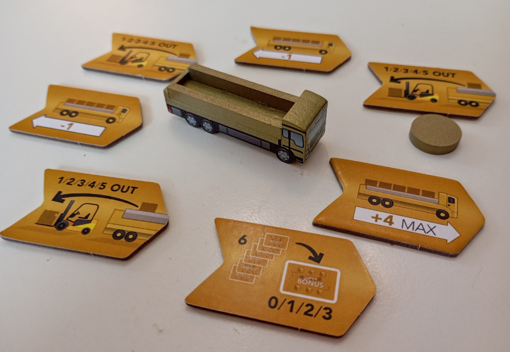 Road Master Bouvier international camion or gold truck
